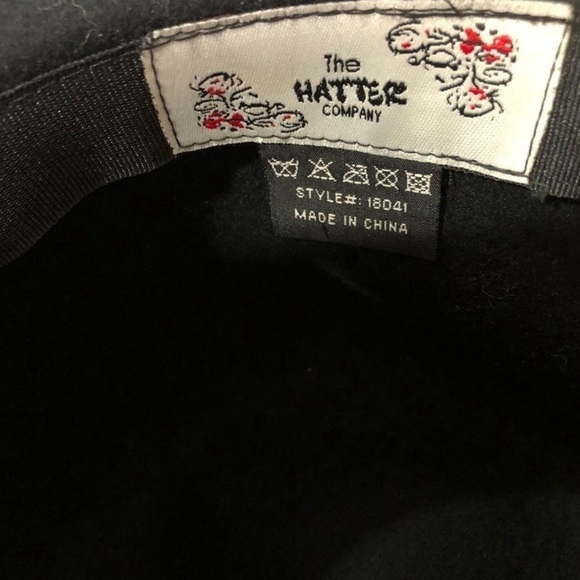 The HATTER COMPANY black  flaps for all season hat main image 2